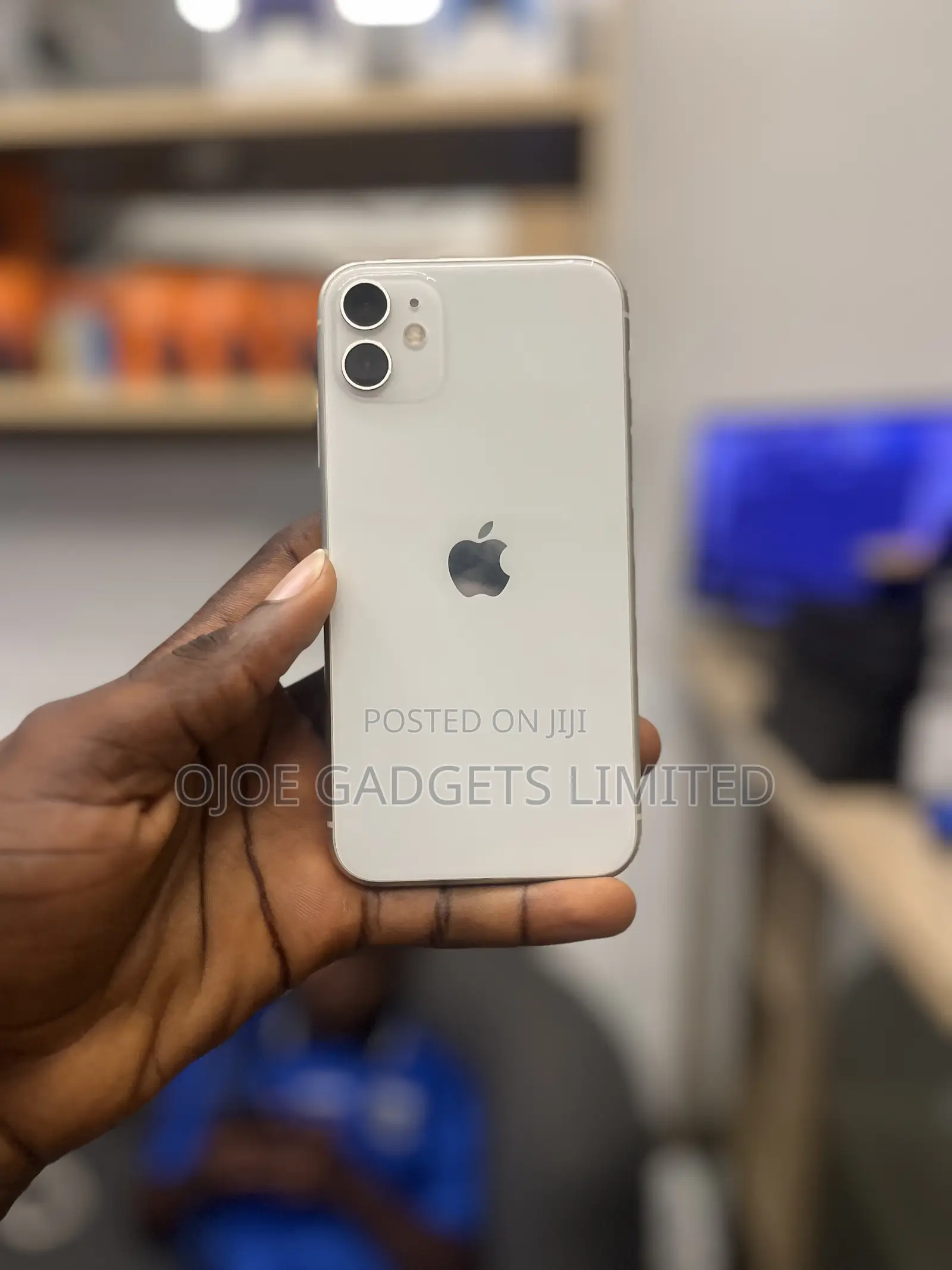 Apple iPhone 11 64 GB White