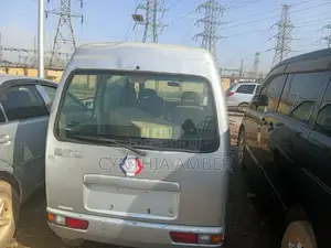 Suzuki APV Minibus 2005 Grey