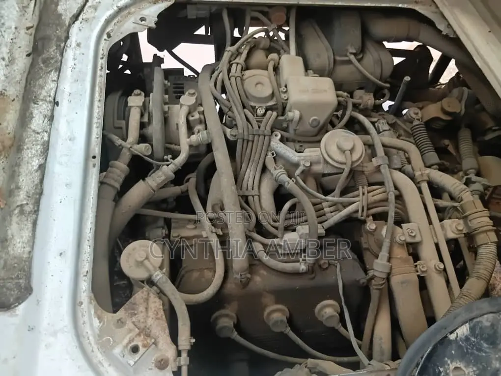 Suzuki APV Minibus 2005 Grey