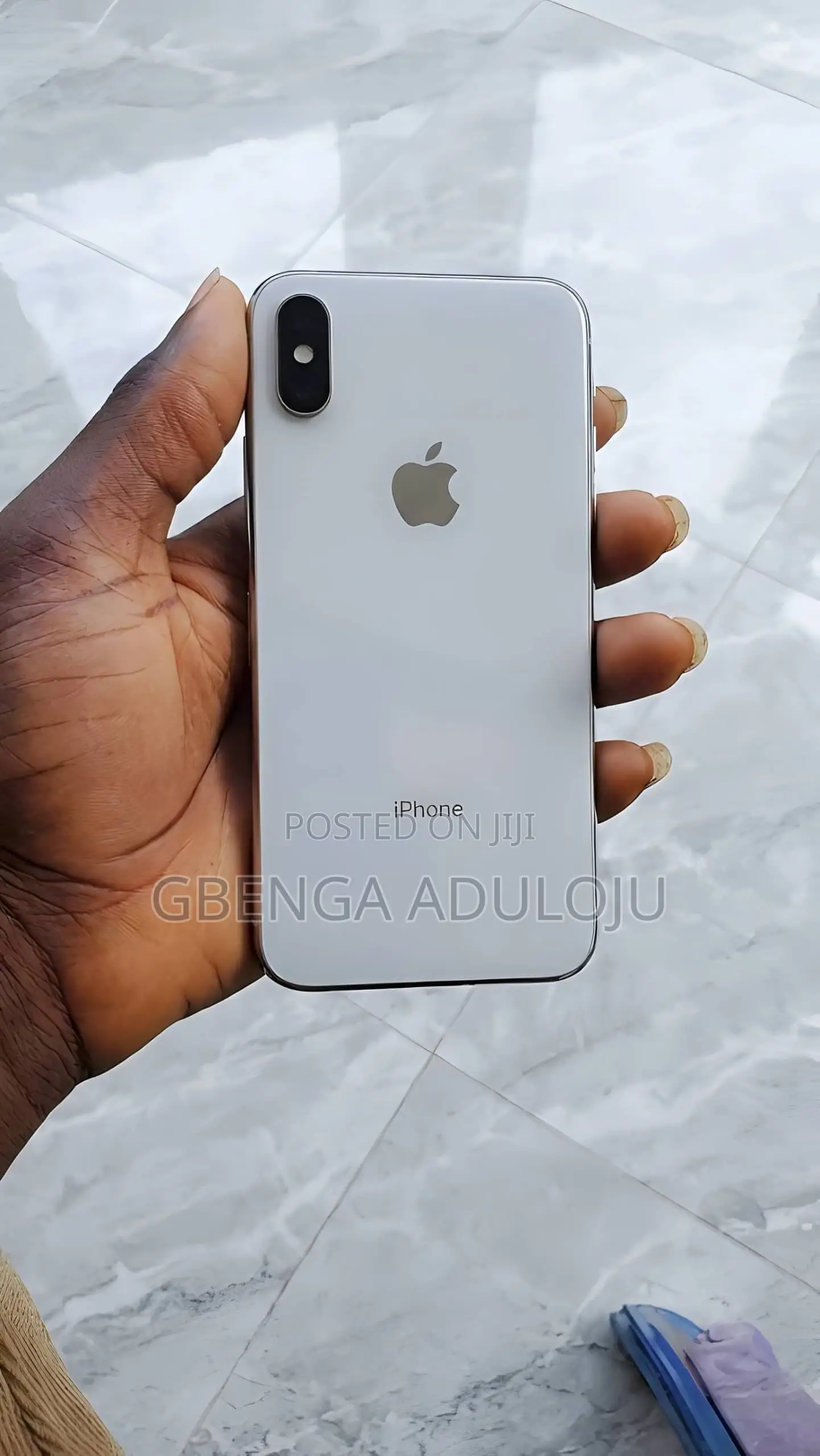 Apple iPhone X 64 GB White