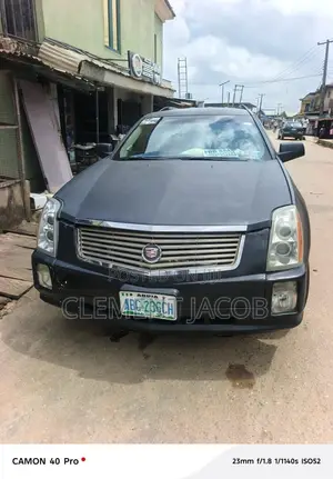 Cadillac SRX 3.6 FWD 7-seater 2006 Black