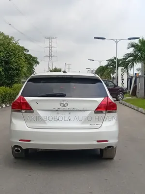 Toyota Venza 2009 White