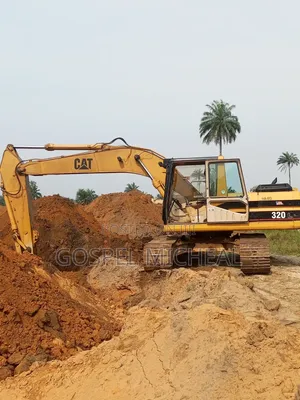Excavator 320L Machine (Caterpillar)