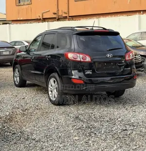 Hyundai Santa Fe GLS 2010 Black