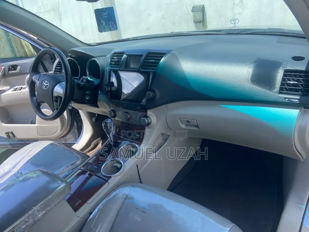 Toyota Highlander 2013 Blue