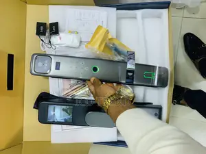 H the iCOSMART FaceID and Fingerprint L88 Smart Door Lock, Support App