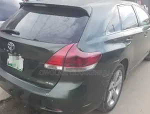 Toyota Venza 2010 Gray