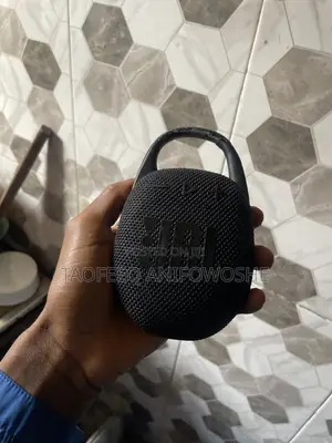 JBL Clip 5