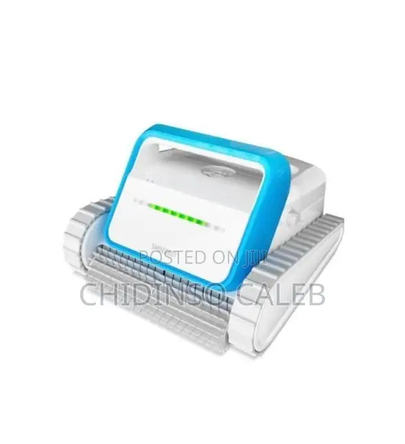 Swimming Pool Cleaning Robot