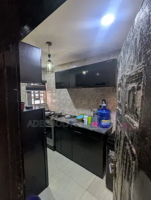 Furnished 6bdrm Block of Flats in Celica, Alakia for sale