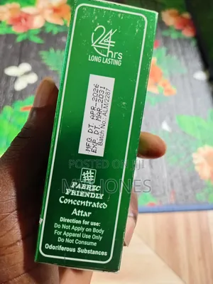 Almas Munjool 25ml Attar Roll-on Packaging