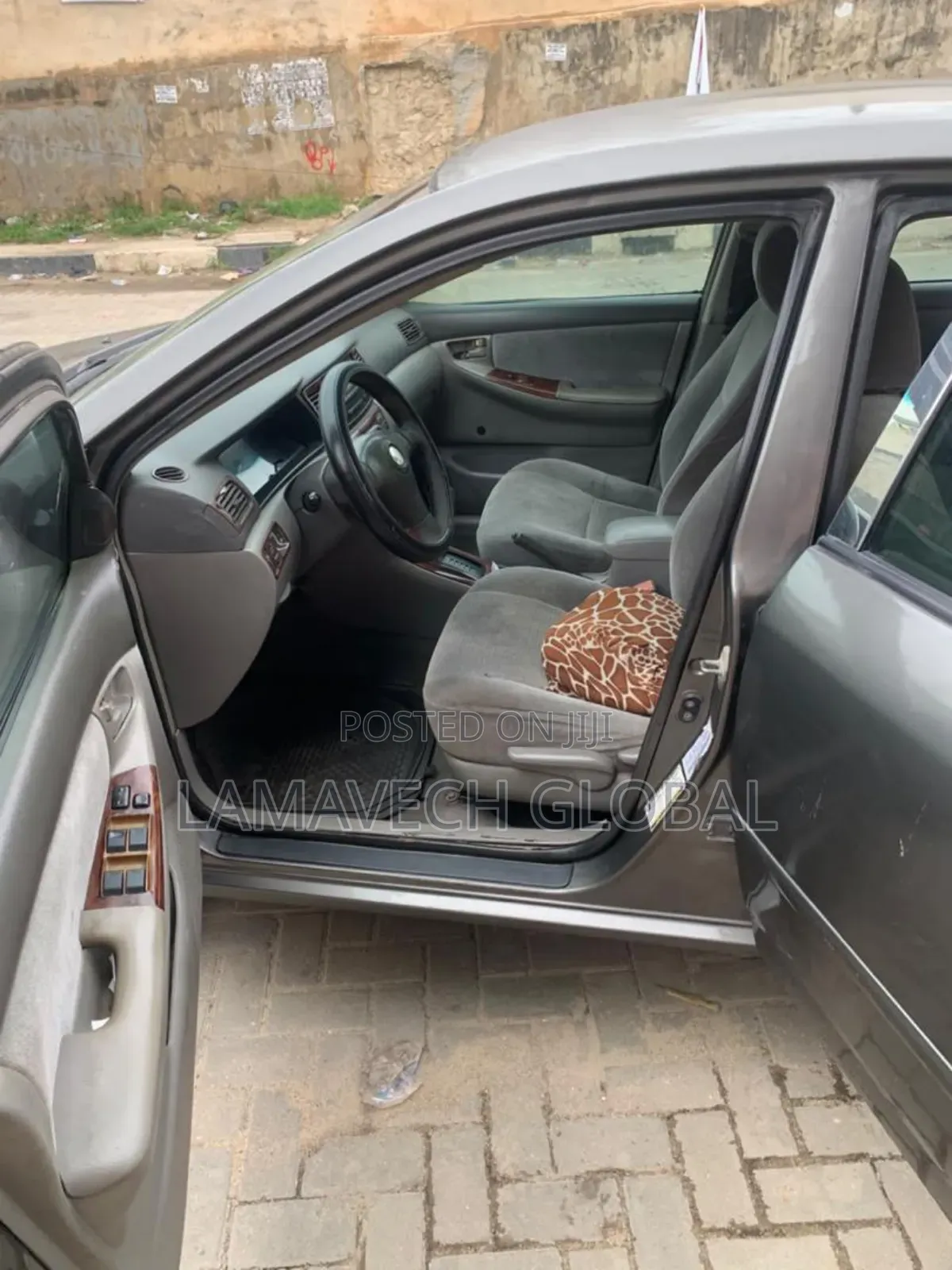 Toyota Corolla LE 2007 Gray