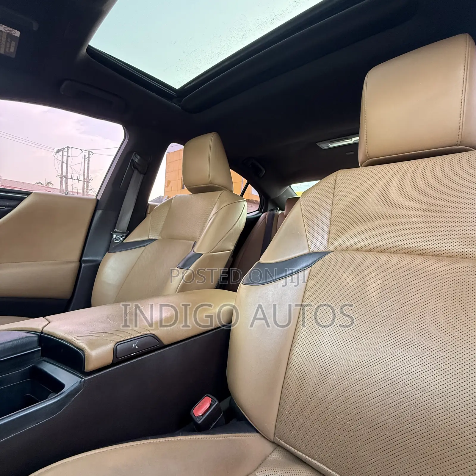 Lexus ES 2019 White