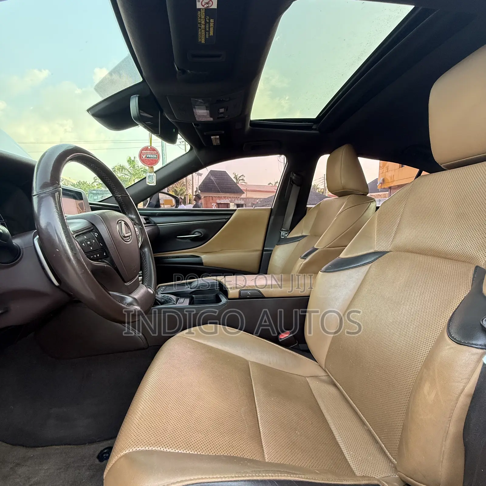 Lexus ES 2019 White
