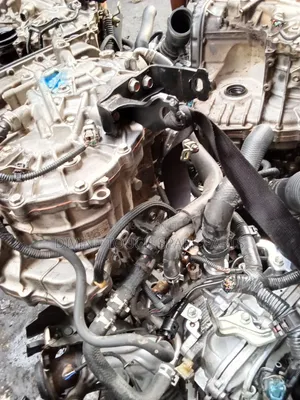 Toyota Corolla Gearbox 12pin 2013/2014/2015/2016