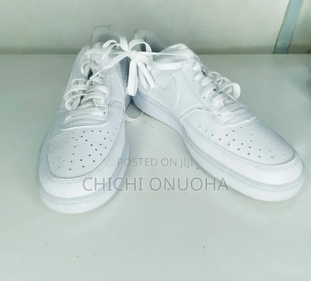 Shoes N More