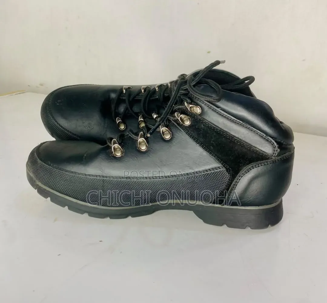 Shoes N More