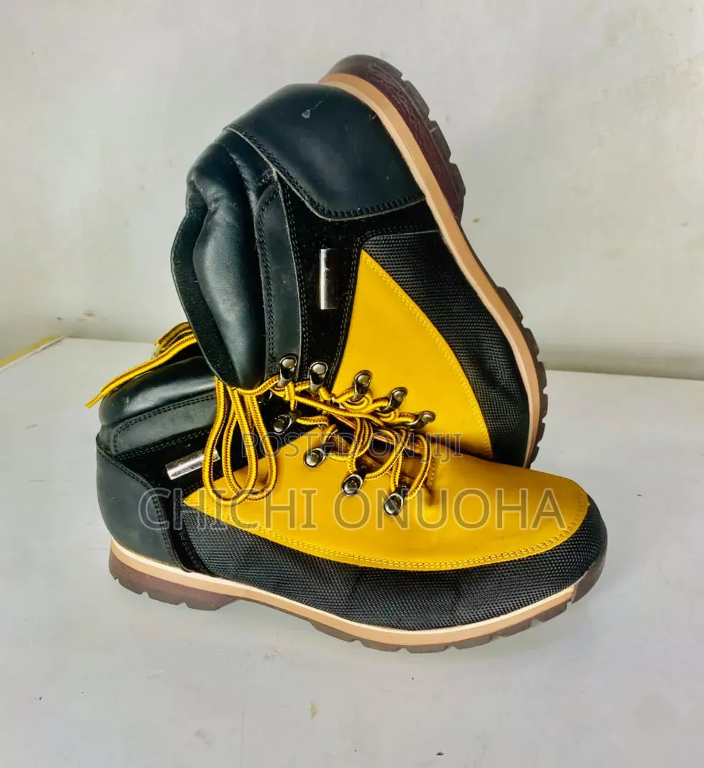 Shoes N More