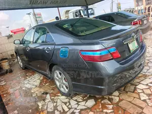 Toyota Camry 2009 Gray