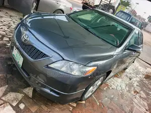 Toyota Camry 2009 Gray