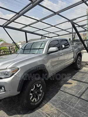 Toyota Tacoma 4dr Double Cab 2016 Gray