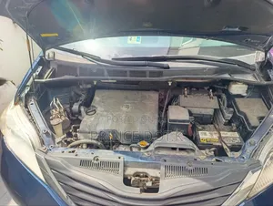 Toyota Venza LE 2012 Blue