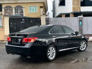 Lexus ES 350 2011 Black