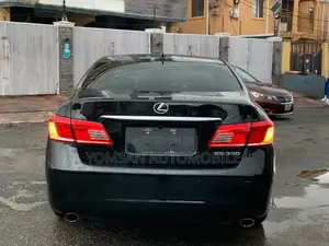 Lexus ES 350 2011 Black