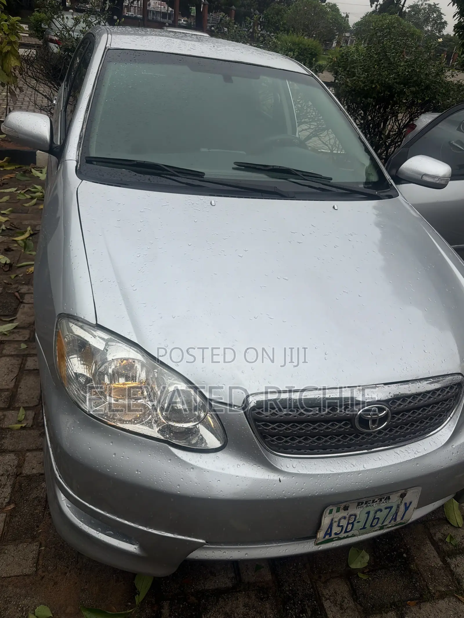 Toyota Corolla 2004 Silver