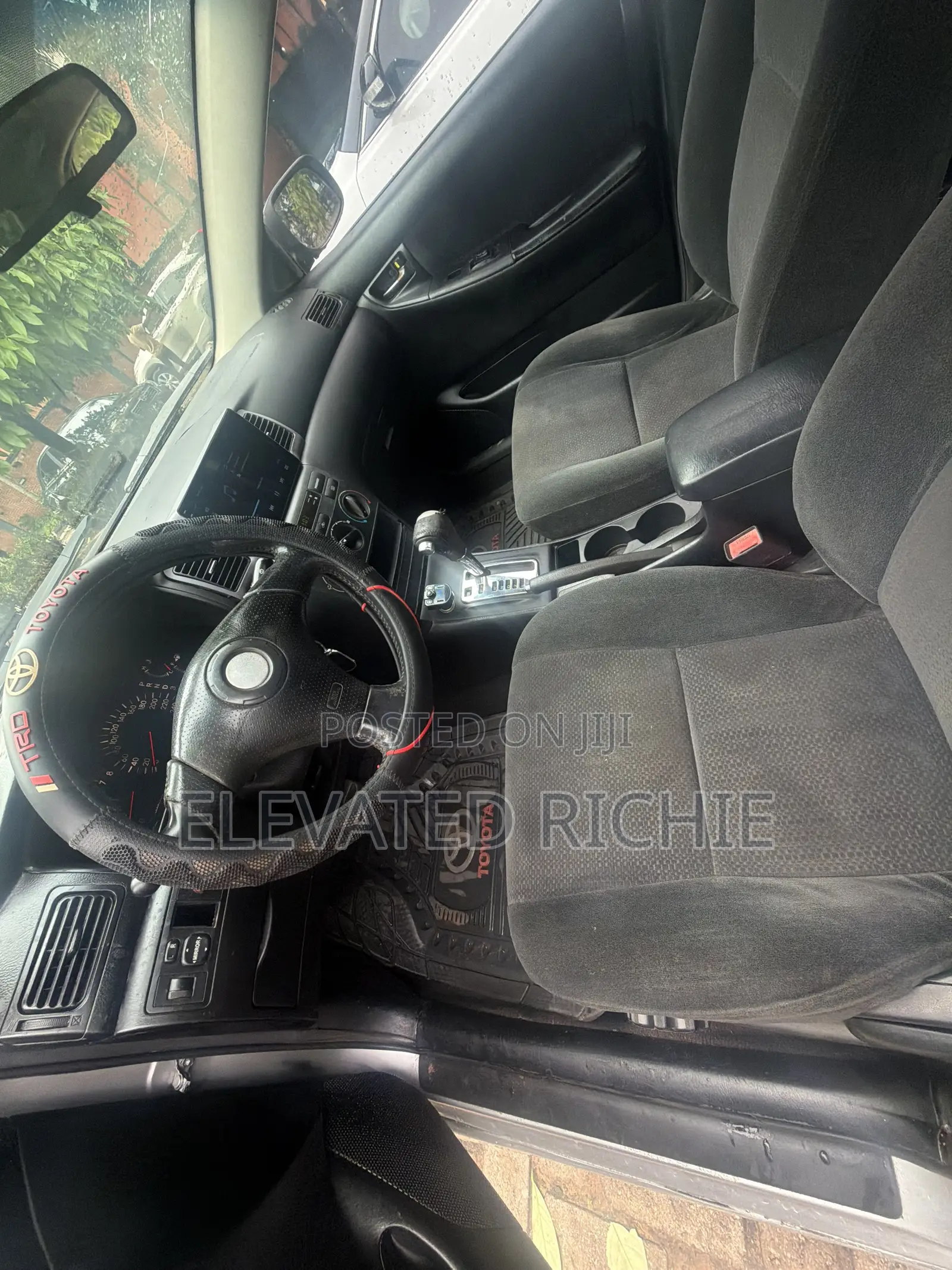 Toyota Corolla 2004 Silver