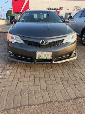 Toyota Camry 2013 Gray