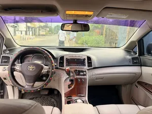 Toyota Venza 2011 Gray