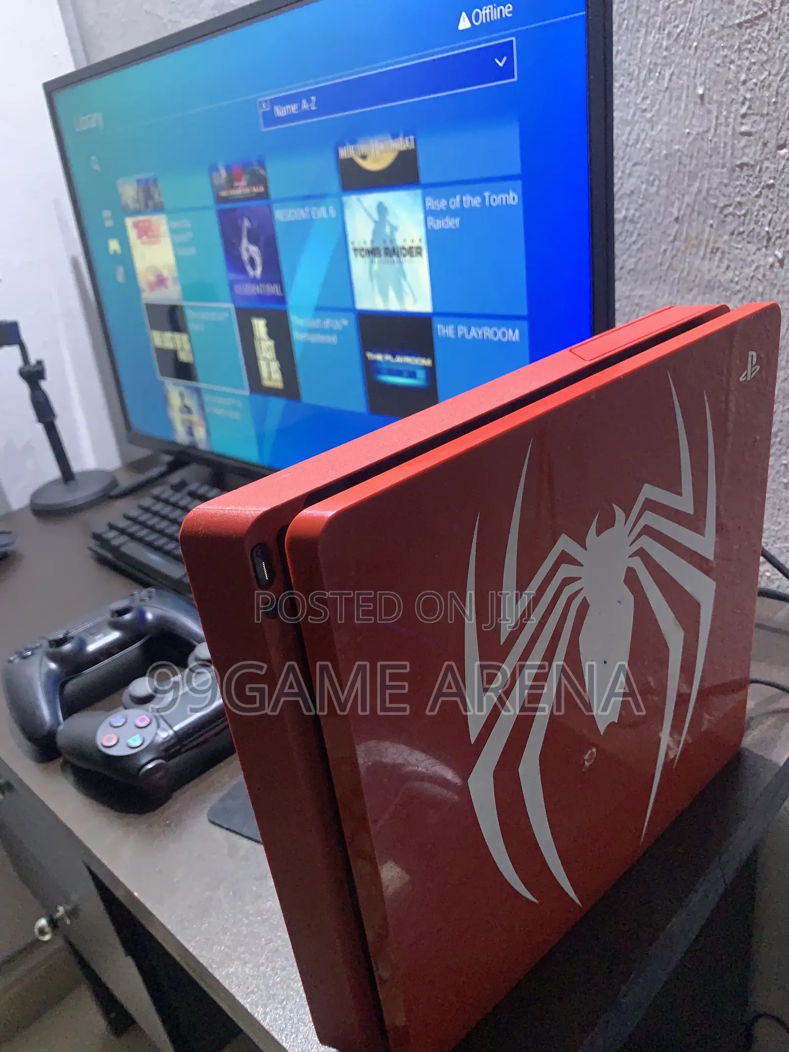 Sony PlayStation 4 Slim (Customize & Hacked)