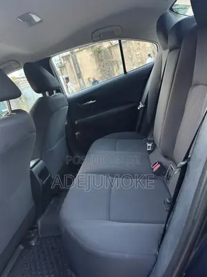 Toyota Corolla L 2020 Blue