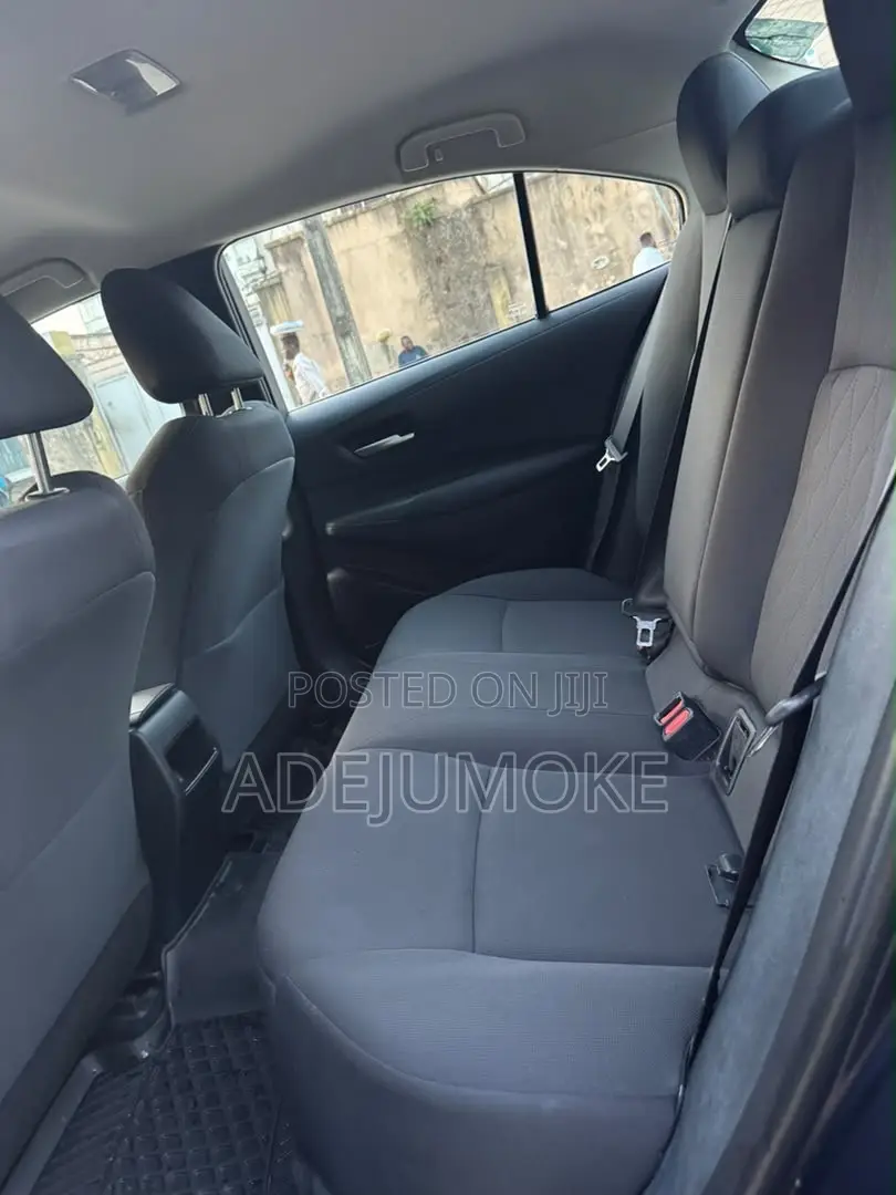 Toyota Corolla L 2020 Blue