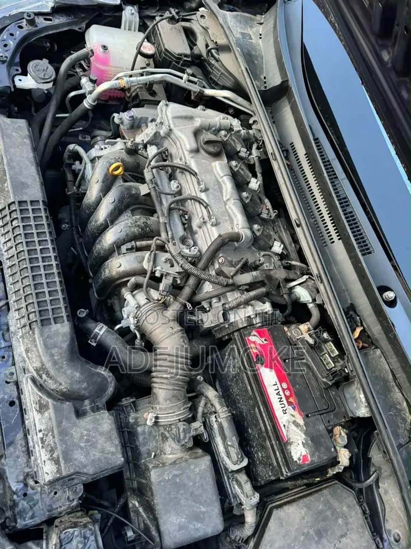 Toyota Corolla L 2020 Blue
