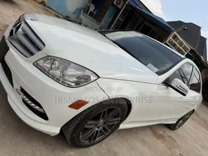 Mercedes-Benz C300 Luxury 4Matic Sedan AWD (3.0L 6cyl 7A) 2012 White