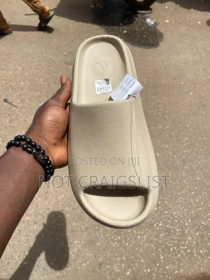 Adidas Cloudfoam Slides – Nationwide Delivery, Pay on Delivery Lagos