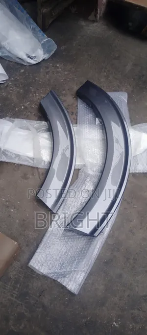 Rear Bumper & Door Ford Explorer 2020