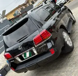 Lexus LX 570 2009 Black