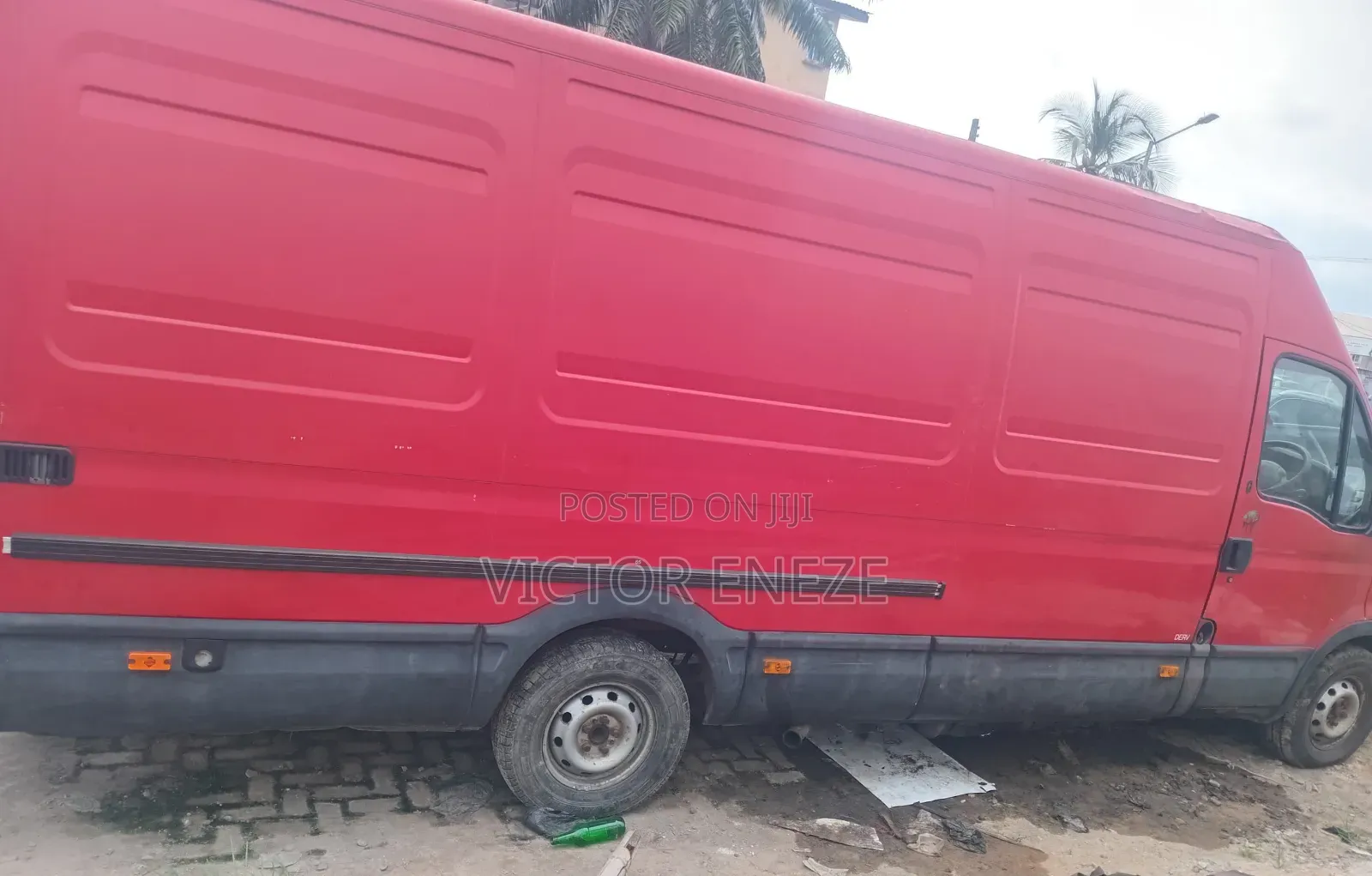 Iveco Daily 2012 Red