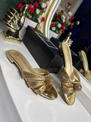 High Quality Comfortable Feet Beauty Slippers
