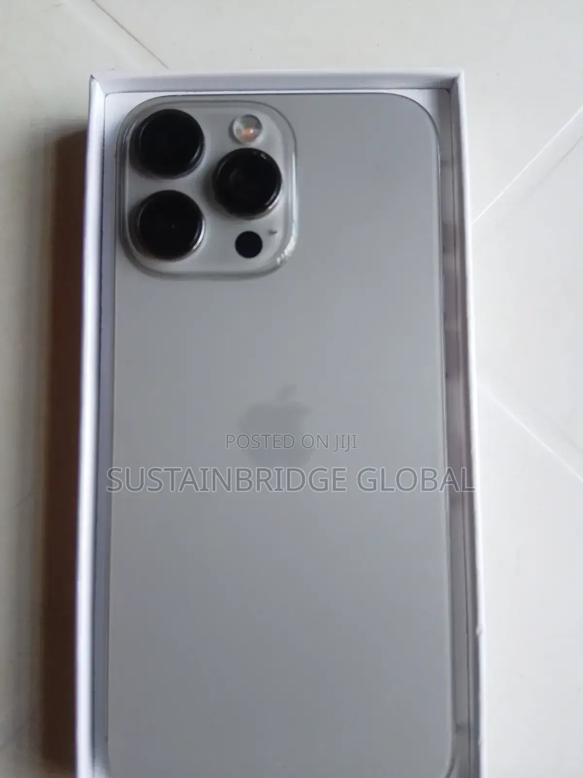 New Apple iPhone 15 Pro Max 256 GB Silver