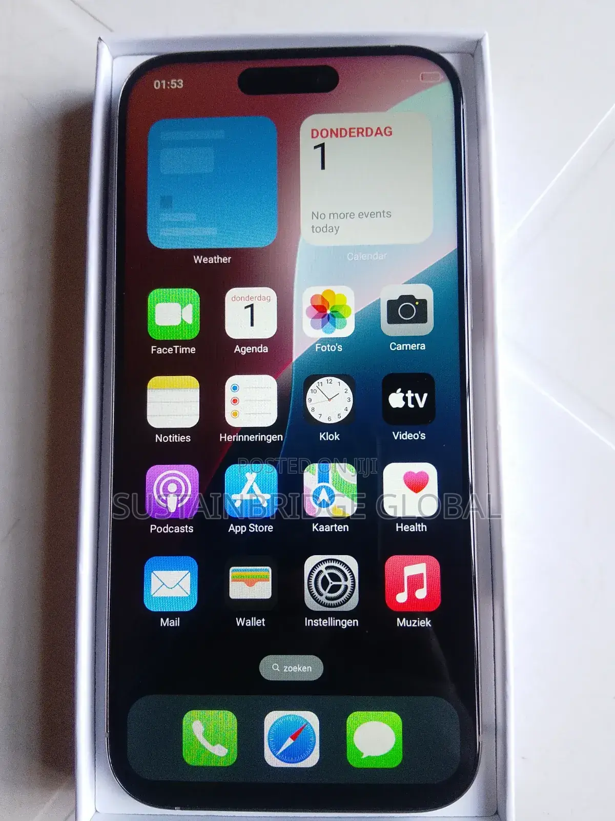 New Apple iPhone 15 Pro Max 256 GB Silver