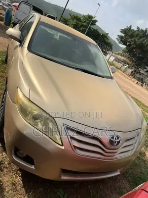 Toyota Camry LE 4dr Sedan (2.4L 4cyl 5A) 2008 Gold