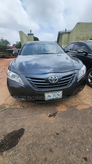 Toyota Camry 2.4 LE 2008 Gray