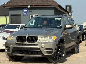 BMW X5 2012 Gold