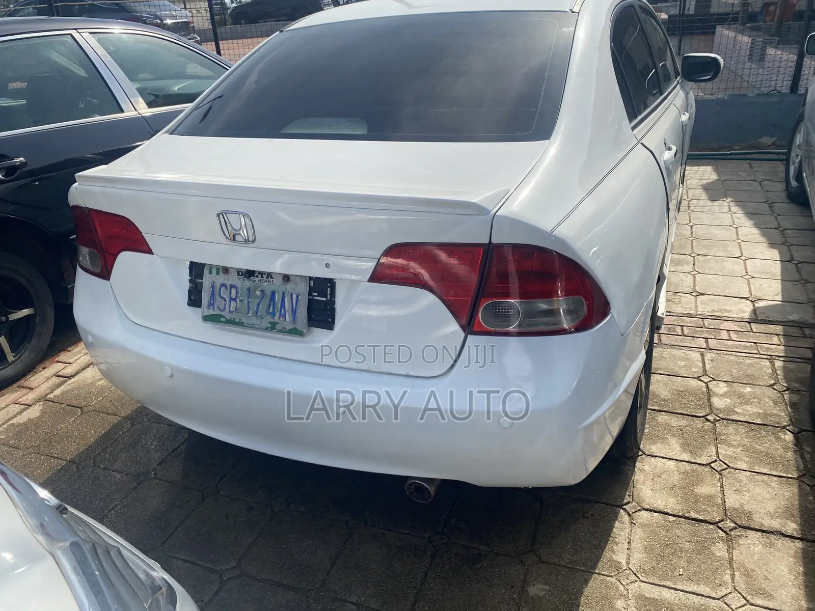 Honda Civic 2010 White