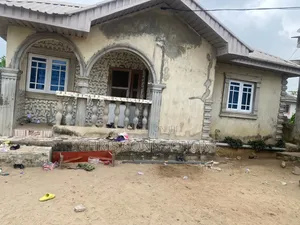 3bdrm Bungalow in Chris Connections, Aradagun for sale