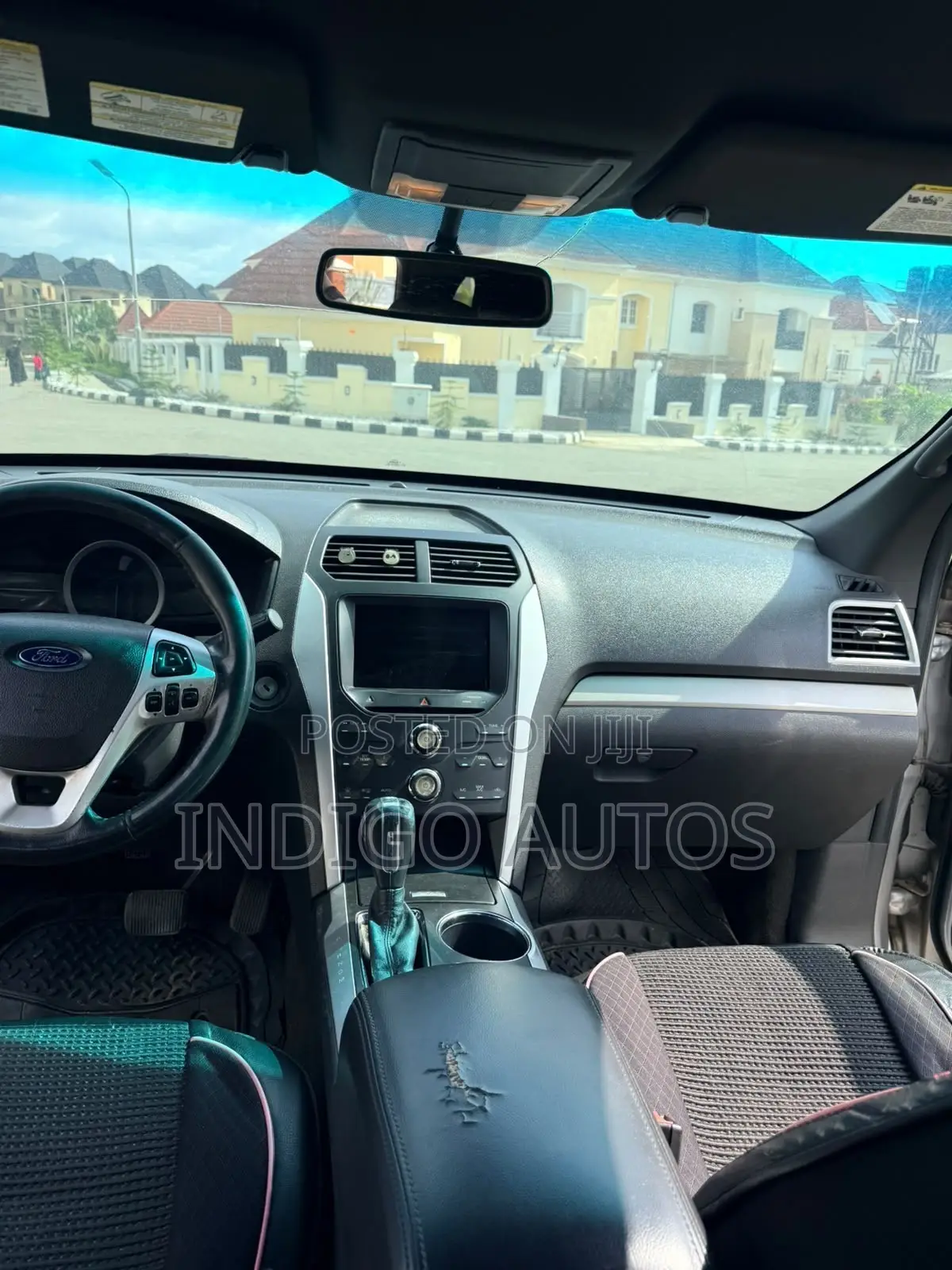 Ford Explorer 2013 Silver